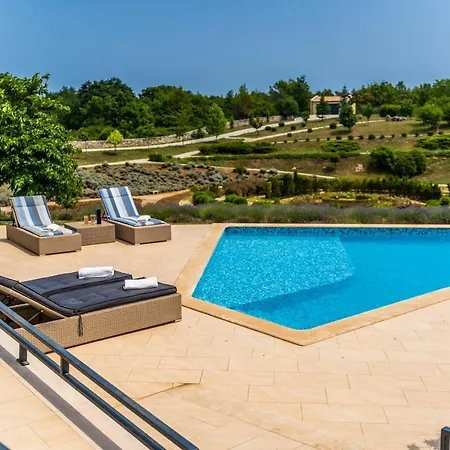 Arkaim With Private Pool * Marčana
