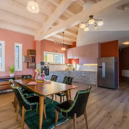 Arkaim With Private Pool Villa