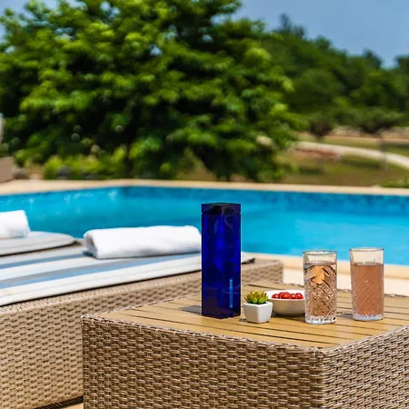 Arkaim With Private Pool Villa *